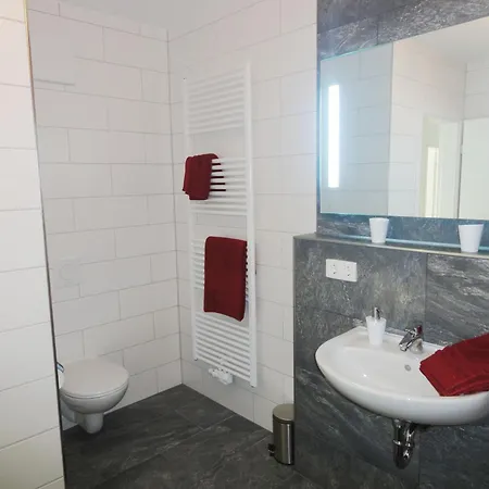 Fuerstenhof - Ferienwohnung Strandlaeufer Apartment