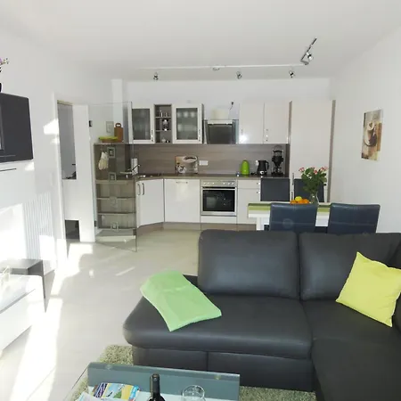 Fuerstenhof - Ferienwohnung Strandlaeufer 아파트 *