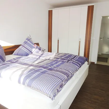 Fuerstenhof - Ferienwohnung Strandlaeufer 그랄뮈리츠