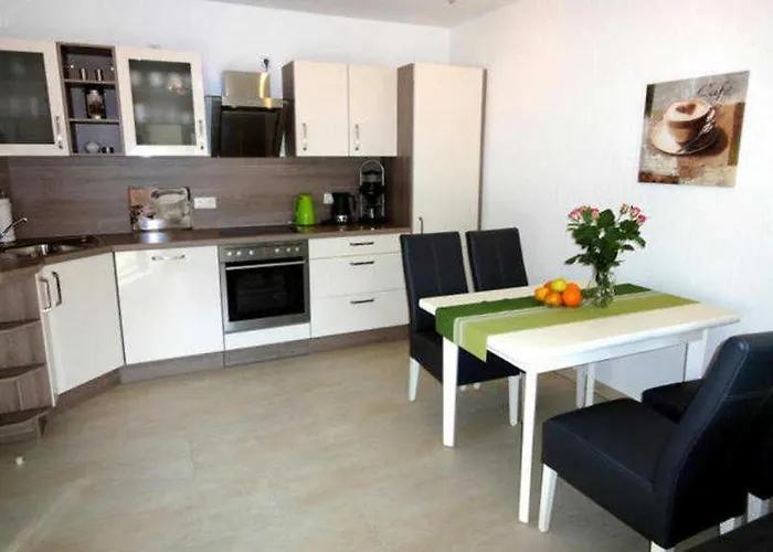 Fuerstenhof - Ferienwohnung Strandlaeufer 아파트 *
