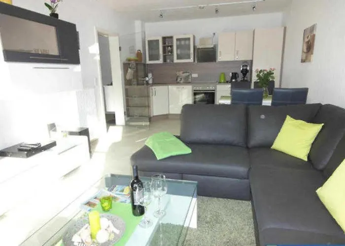 Fuerstenhof - Ferienwohnung Strandlaeufer 아파트